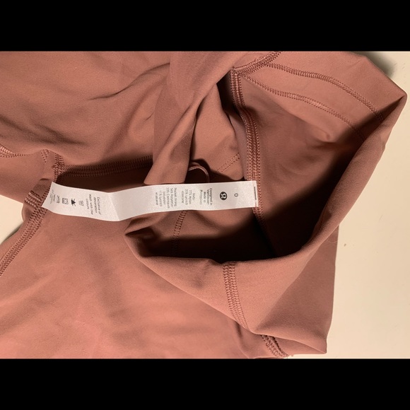 Lululemon wunder train shorts - Picture 3 of 3